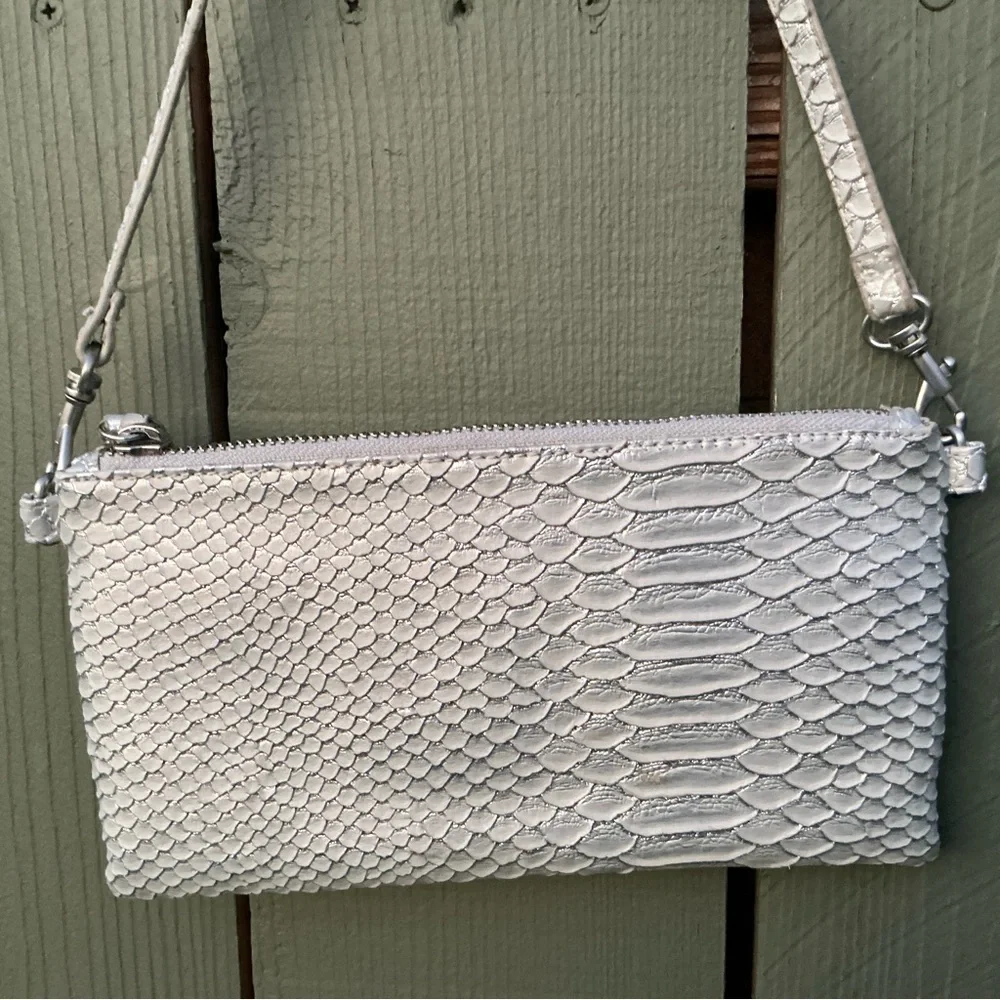 Chic White Textured Clutch Wristlet